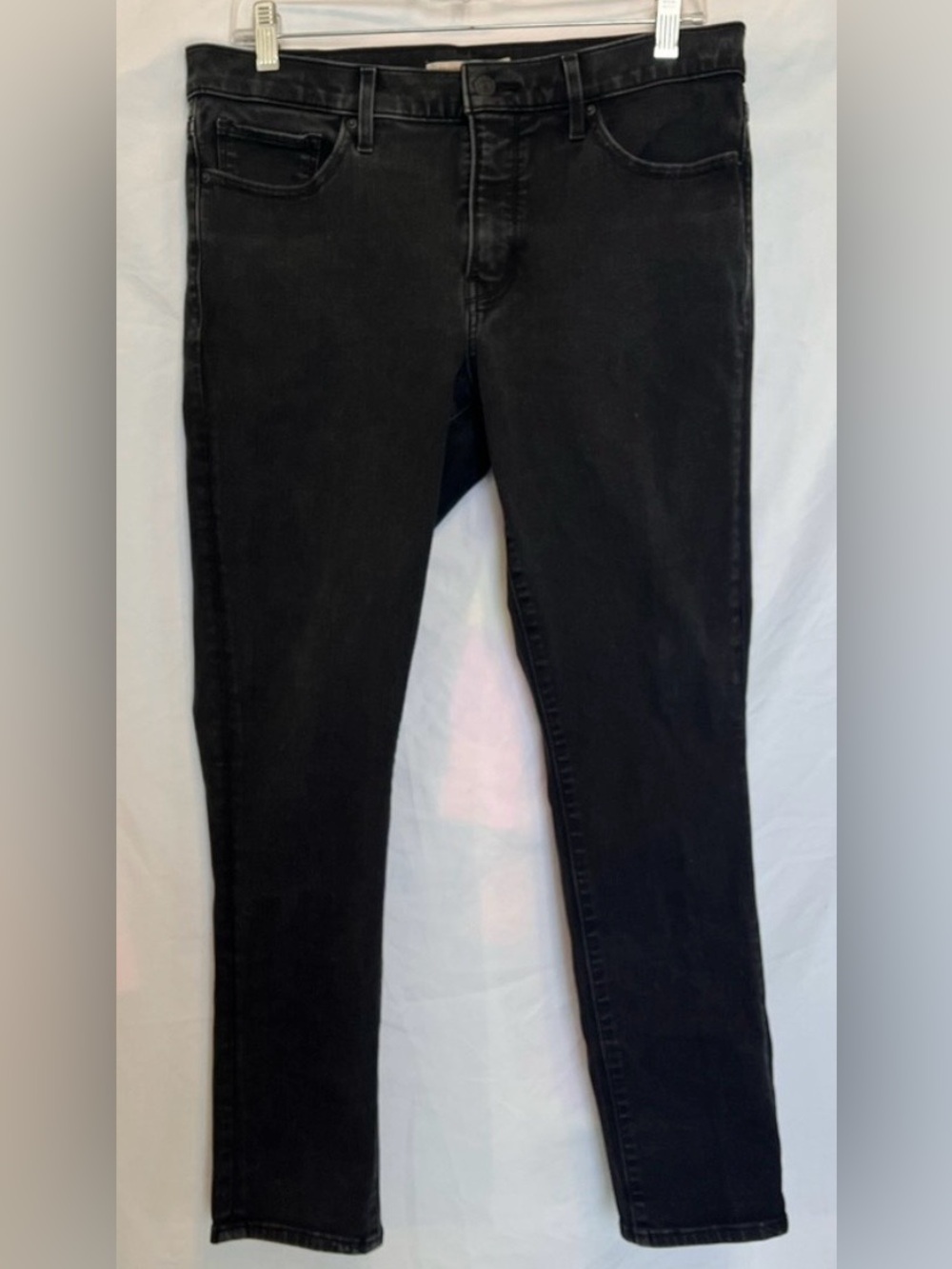 Levi's 311 Shaping Skinny Jeans. Woman's Sz 31 (31x30)